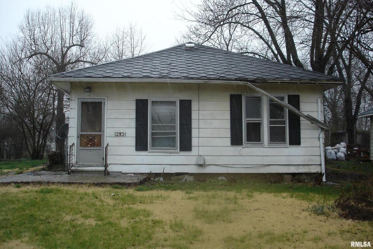 205 N Stuyvesant St., Benton, IL 62812
