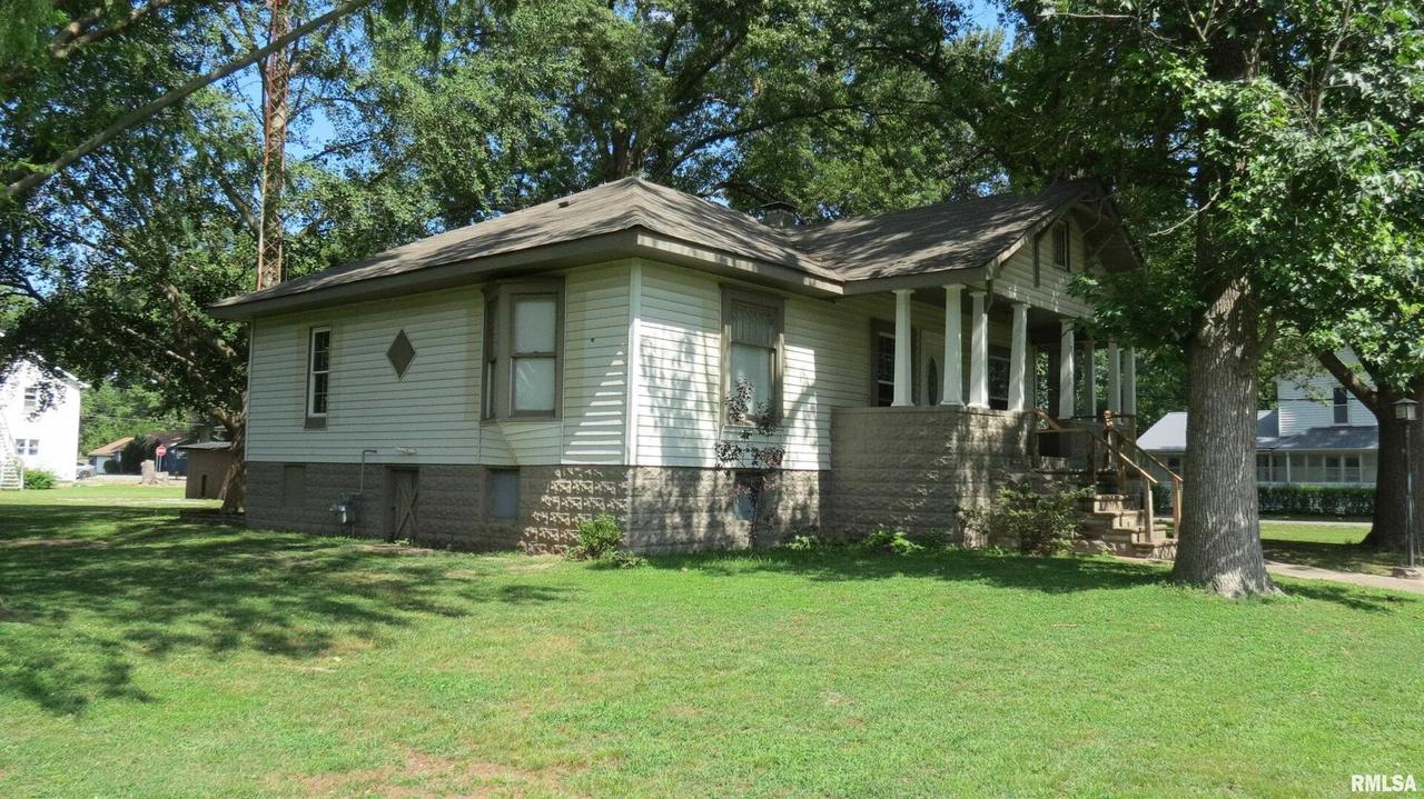 209 S Poplar St., Tamaroa, IL 62888