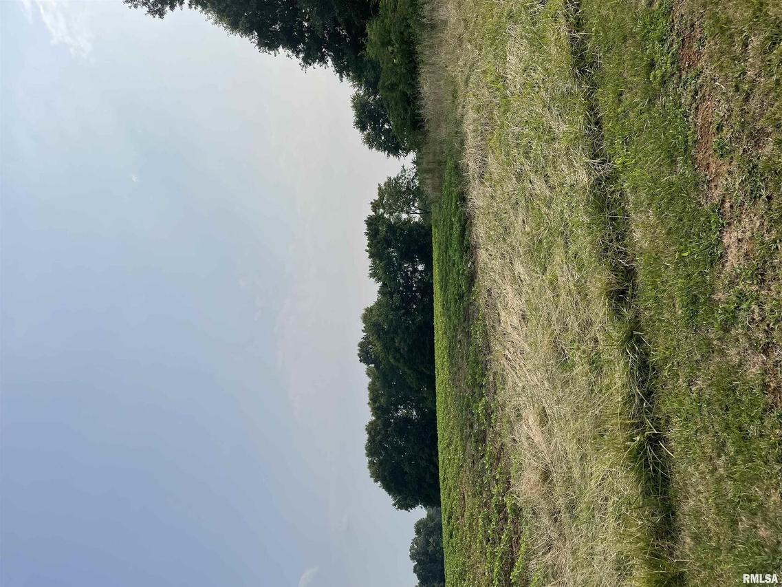 0000 Roten Ln., Stonefort, IL 62987