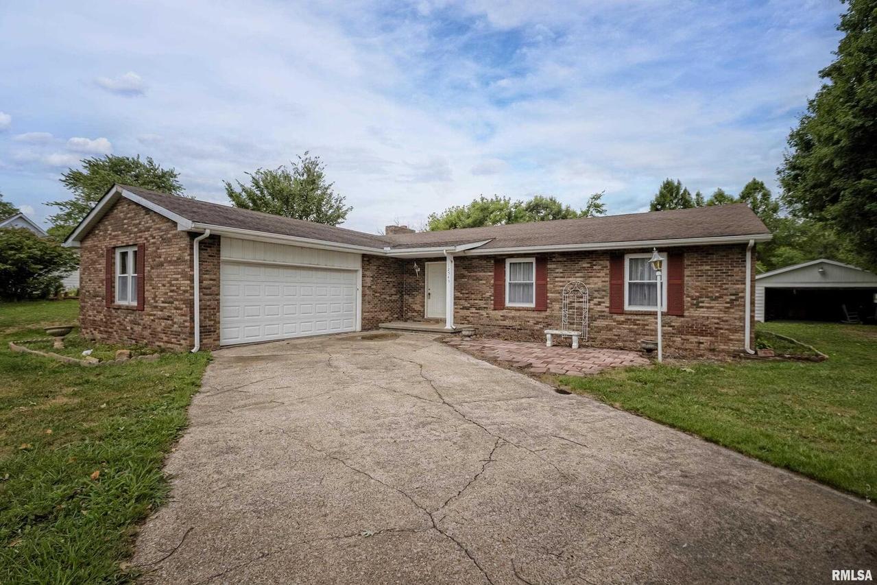 12545 Saraville Rd., Marion, IL 62959