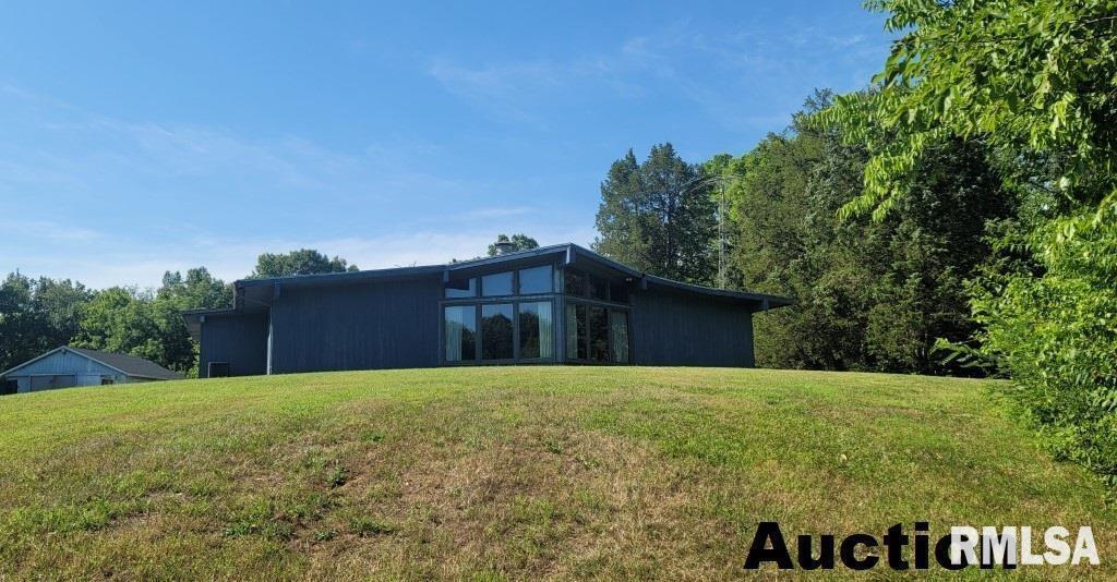 16972 State Highway 149 Hwy., West Frankfort, IL 62896