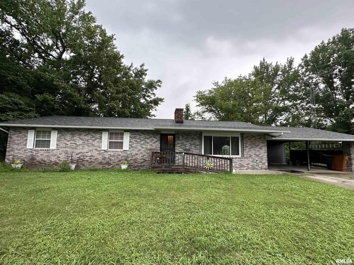 1612 Shomaker St., Murphysboro, IL 62966