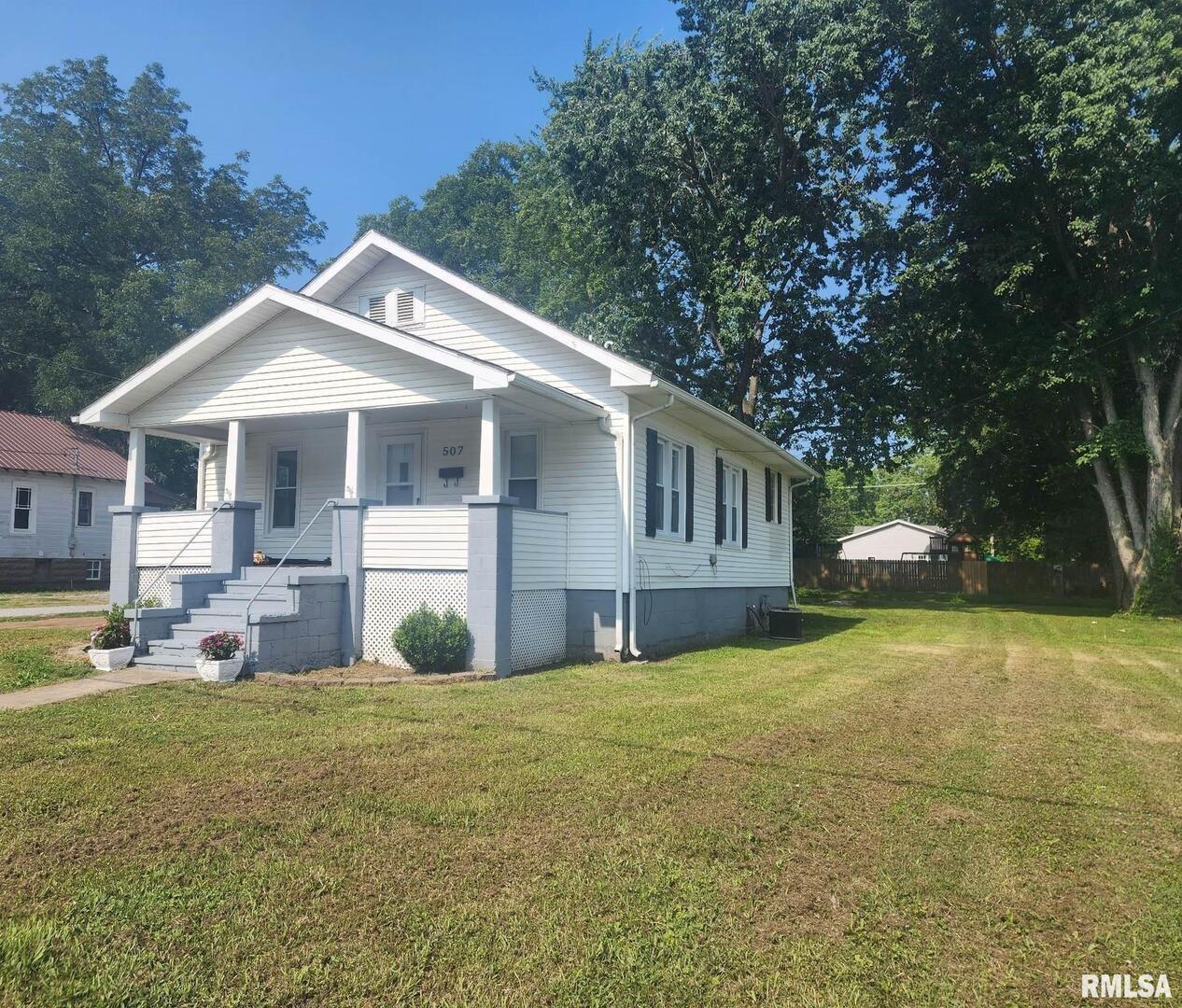 507 N Buchanan St., Benton, IL 62812