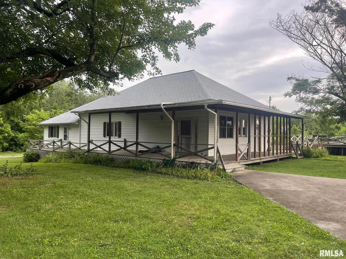 1500 E Pickett Ln., Marion, IL 62959