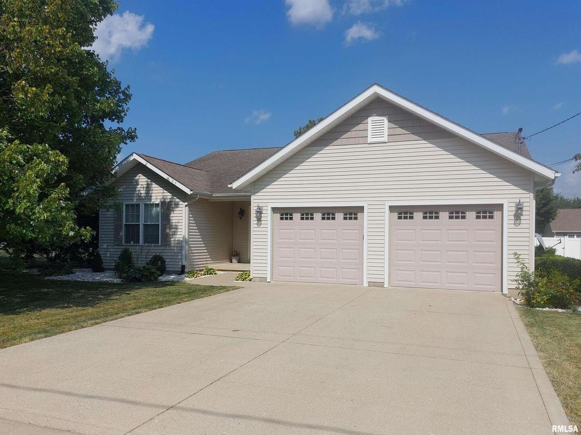 404 W Beacon Ct., Mt Vernon, IL 62864