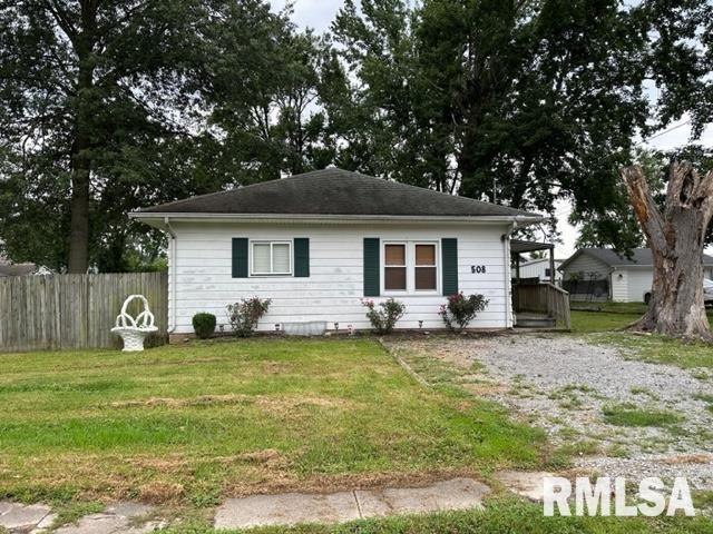 508 E Smith St., Benton, IL 62812