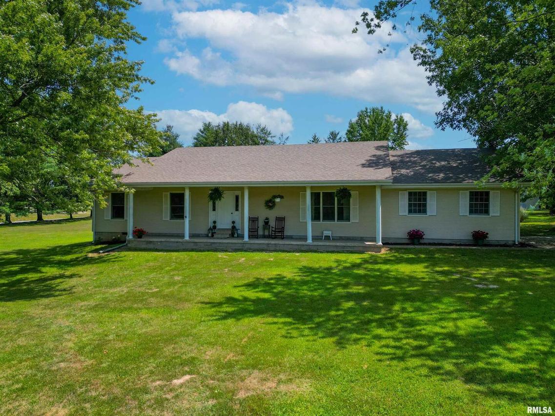 15990 N Squire Ln., Mt Vernon, IL 62864