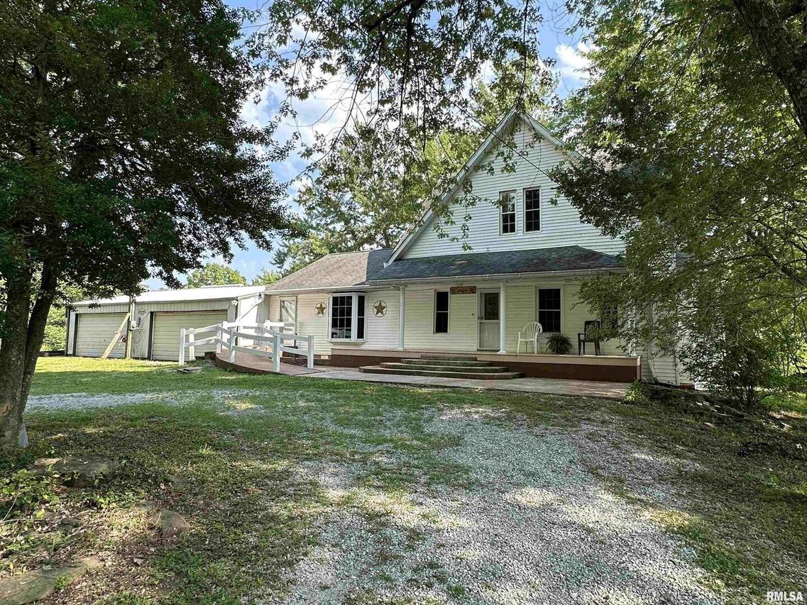 35 Short St., Alto Pass, IL 62905