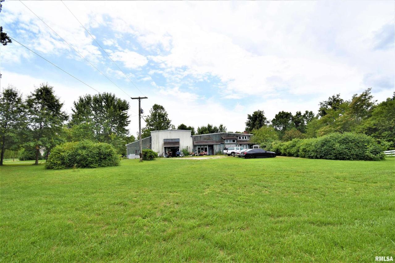 179 Rebecca Ln., Centralia, IL 62801