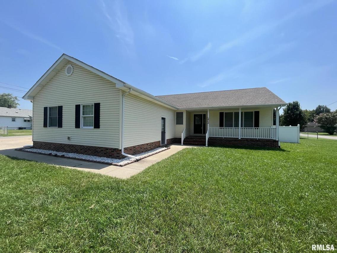 404 W 19th St., Metropolis, IL 62960