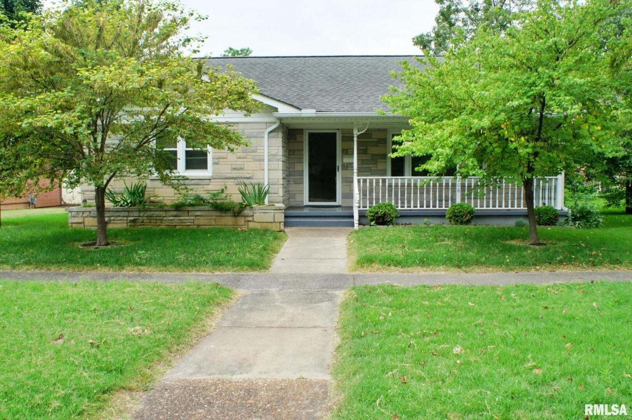 208 W 4th St., Metropolis, IL 62960