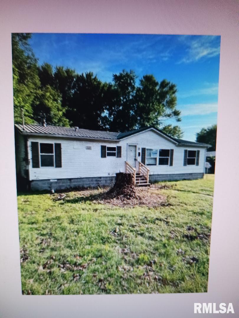 304 E Sycamore St., Carbondale, IL 62884