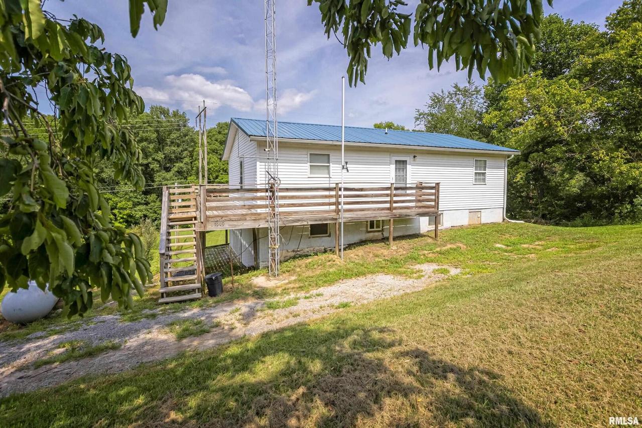 5500 N 127 N Hwy., Cobden, IL 62920