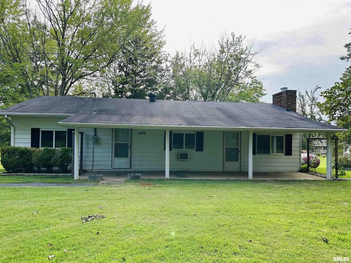 600 Blackman Hill Rd., Harrisburg, IL 62946