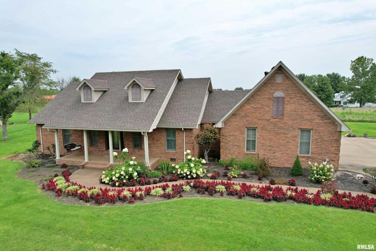 3036 Lakeview Dr., Metropolis, IL 62960