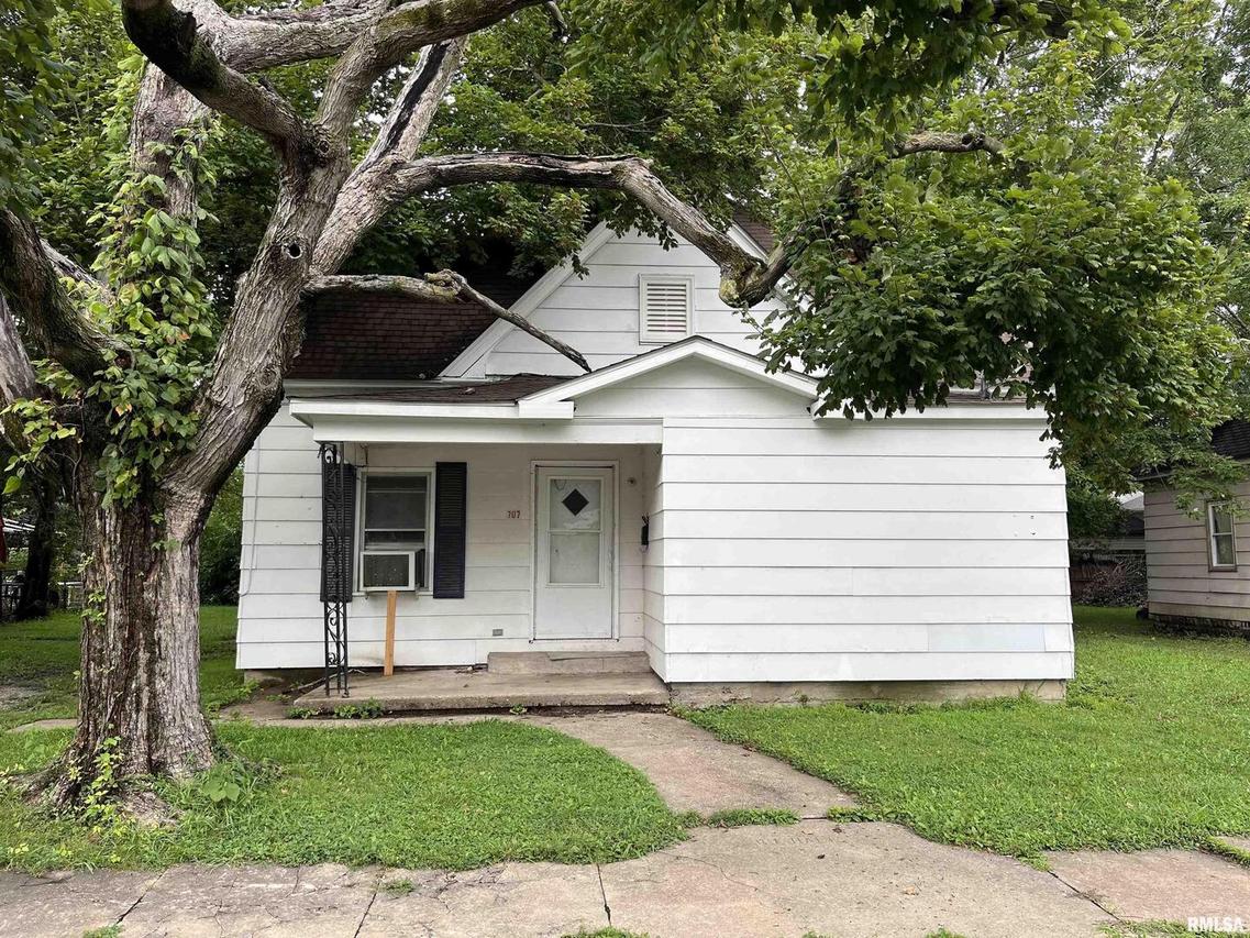 707 N Monroe St., Marion, IL 62959