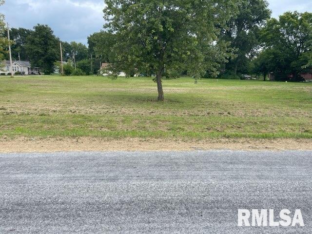 0000 School St., Ewing, IL 62836