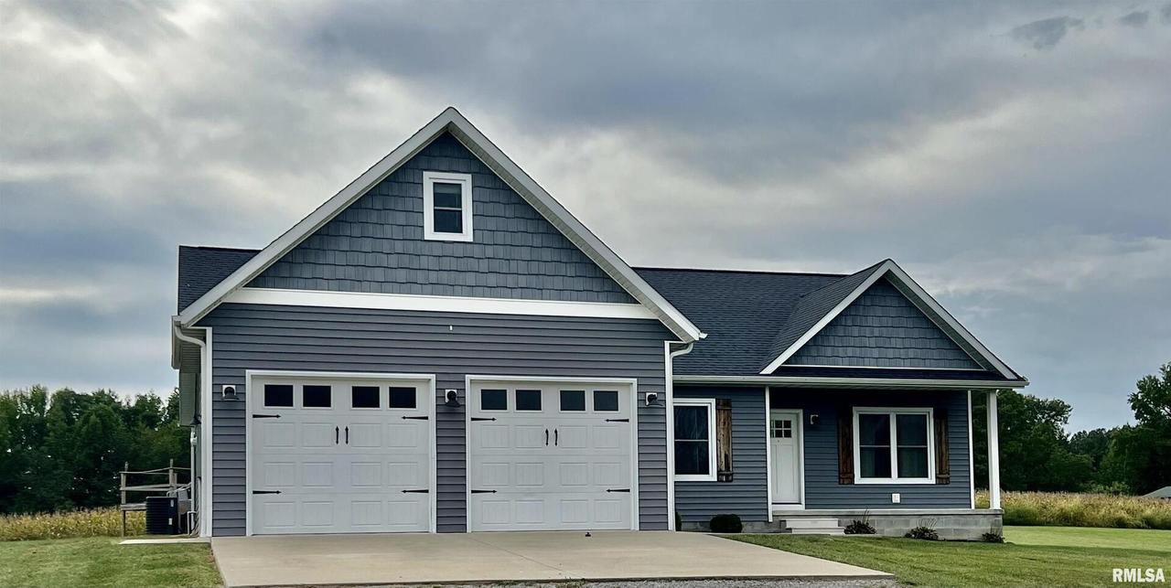 7443 Jilek Dr., Benton, IL 62812