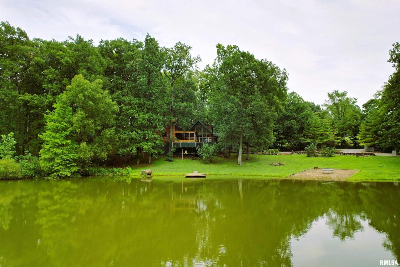 3210 Burns Rd., Dongola, IL 62926