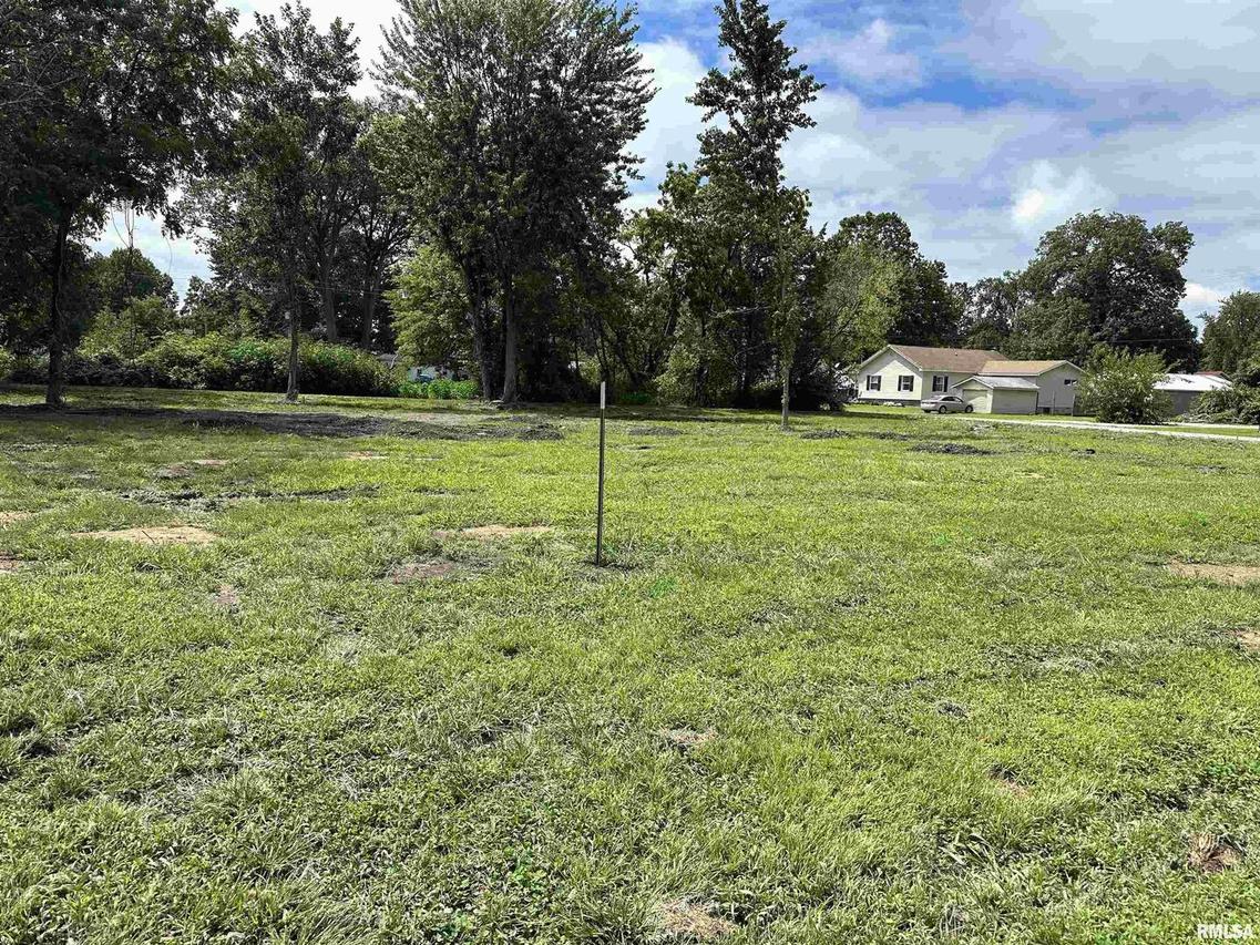 000 Buchanan St., Benton, IL 62812