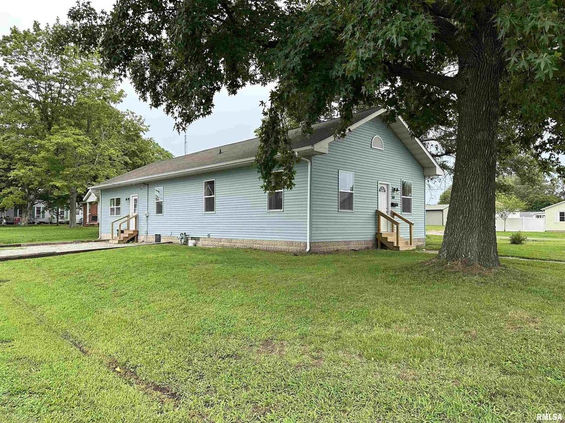 511 S Walnut St., Pinckneyville, IL 62274