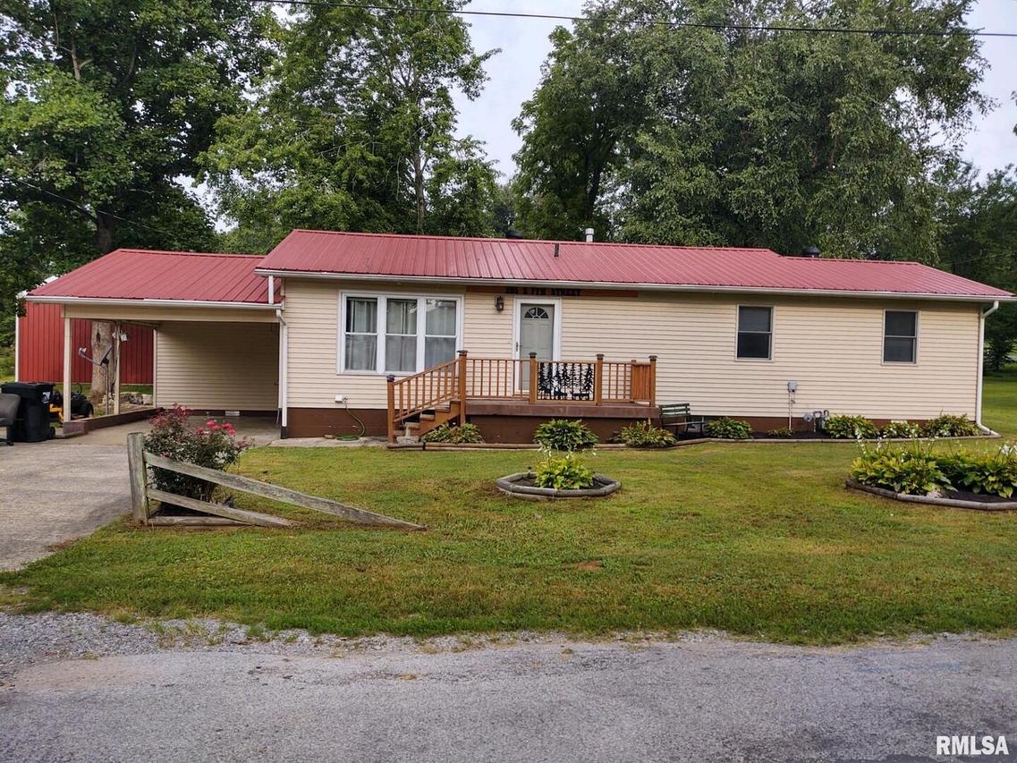 205 S 7th St., Vienna, IL 62995