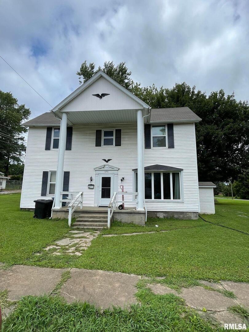 606 E 7th St., Johnston City, IL 62951