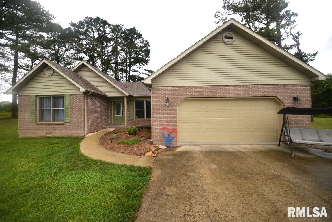 15751 E Blackward Ln., Mt Vernon, IL 62864