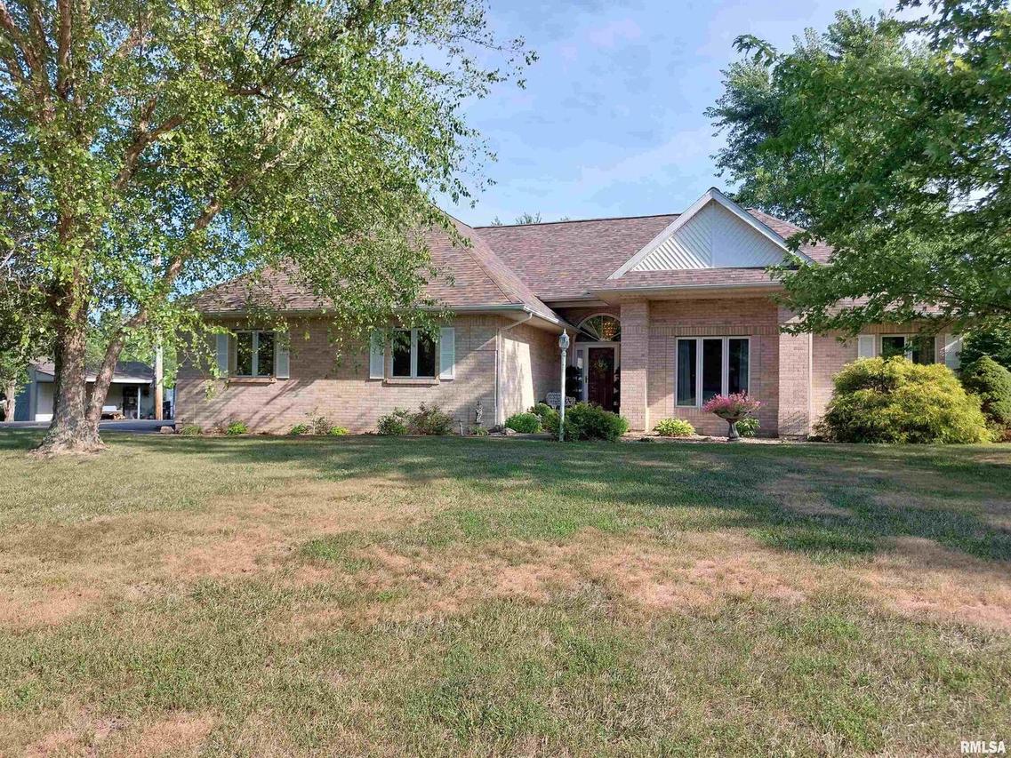 18357 E Illinois Highway 15, Mt Vernon, IL 62864