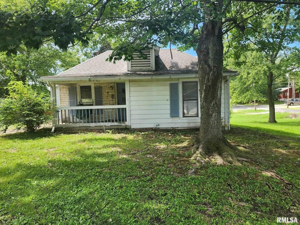 103 S Maple St., Carterville, IL 62918