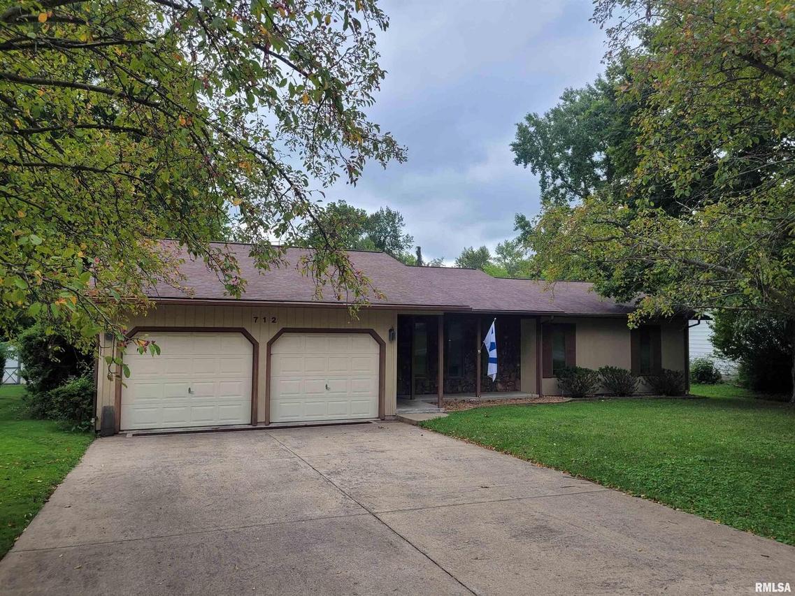 712 S 29th St., Mt Vernon, IL 62864