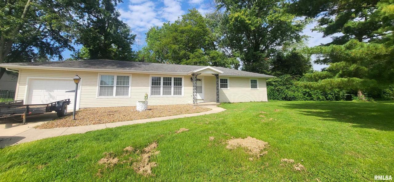 2 Crestwood Ln., Centralia, IL 62801