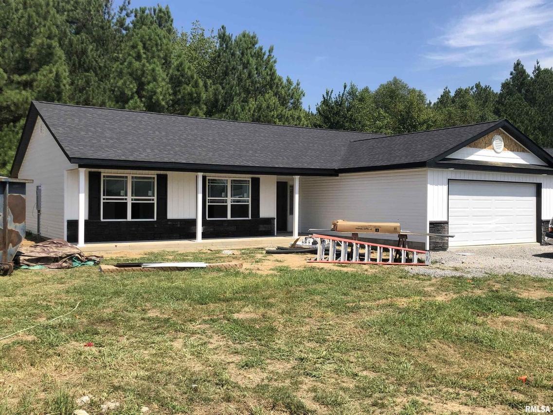 104 Olivia Dr., Marion, IL 62959