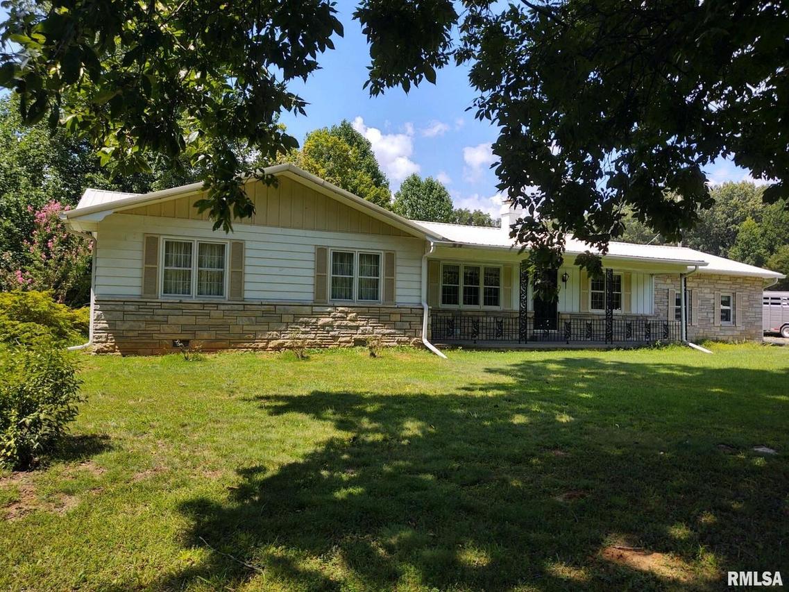 415 Bynum Rd., Ozark, IL 62972