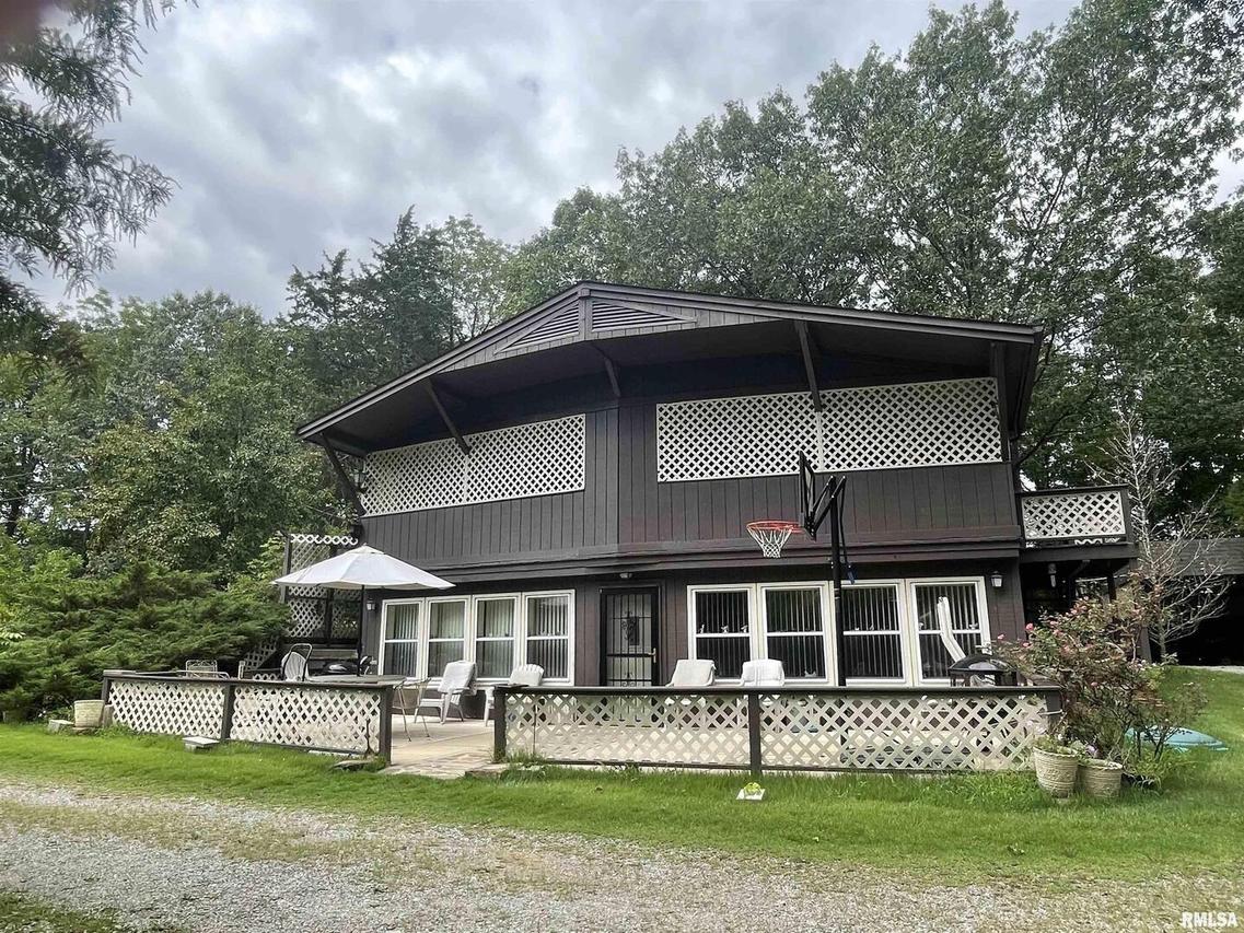 2515 S Lick Creek Rd., Buncombe, IL 62912