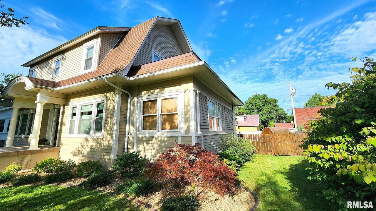 420 Leafland Ave., Centralia, IL 62801