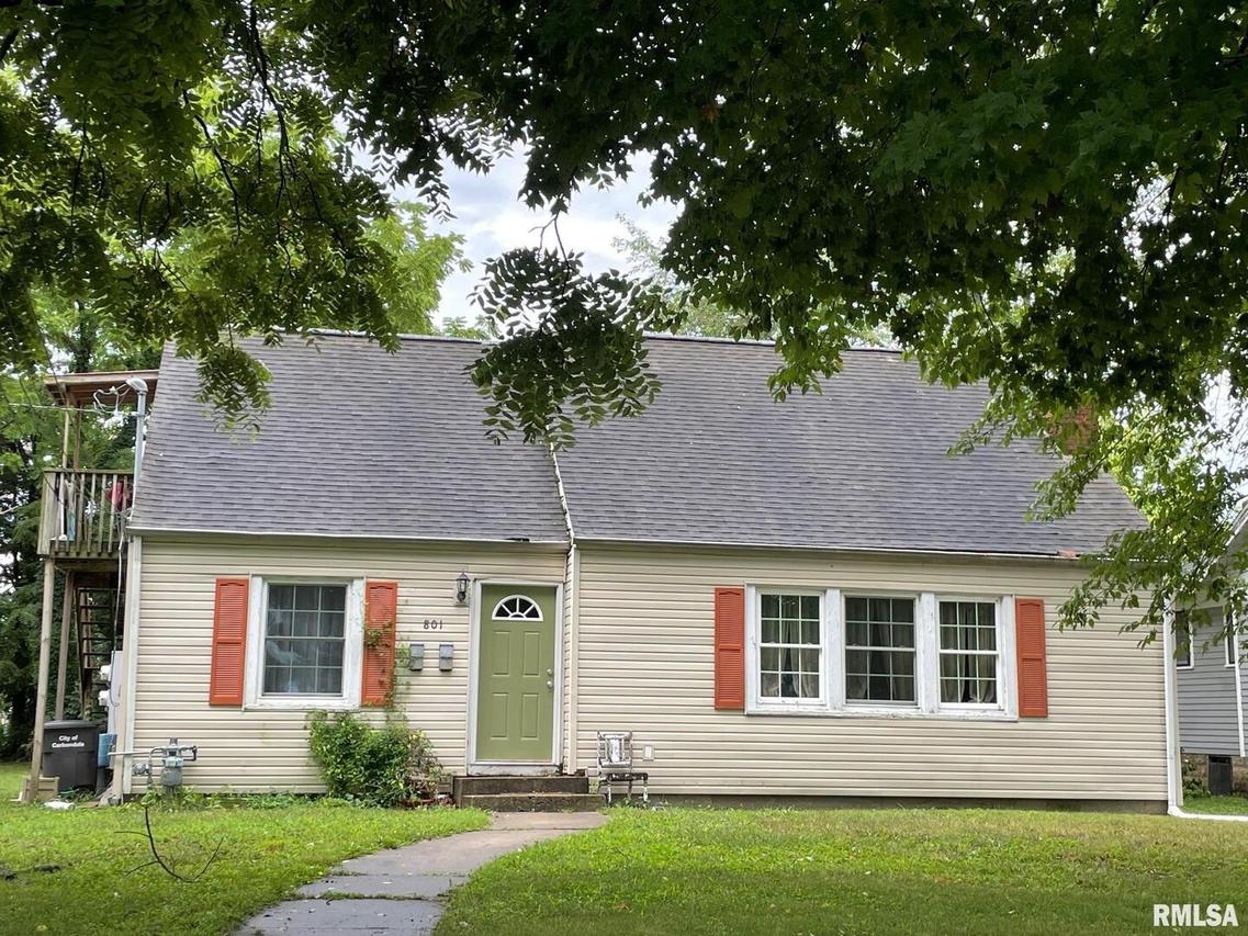 801 W College St., Carbondale, IL 62901