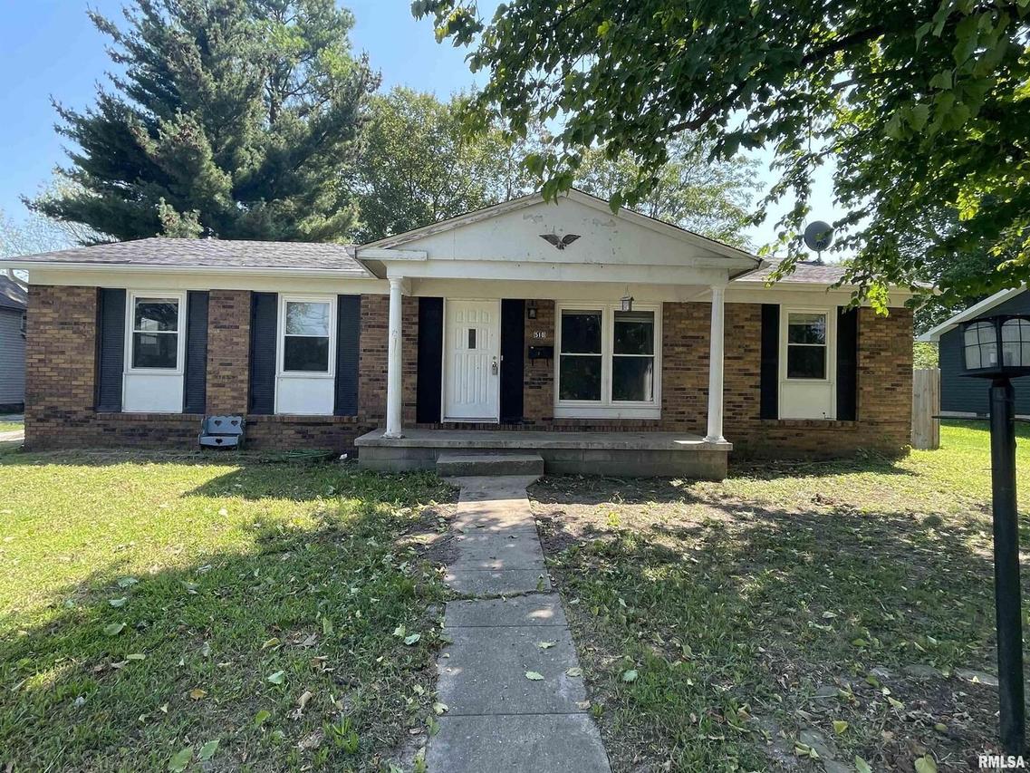510 S 22nd St., Herrin, IL 62948