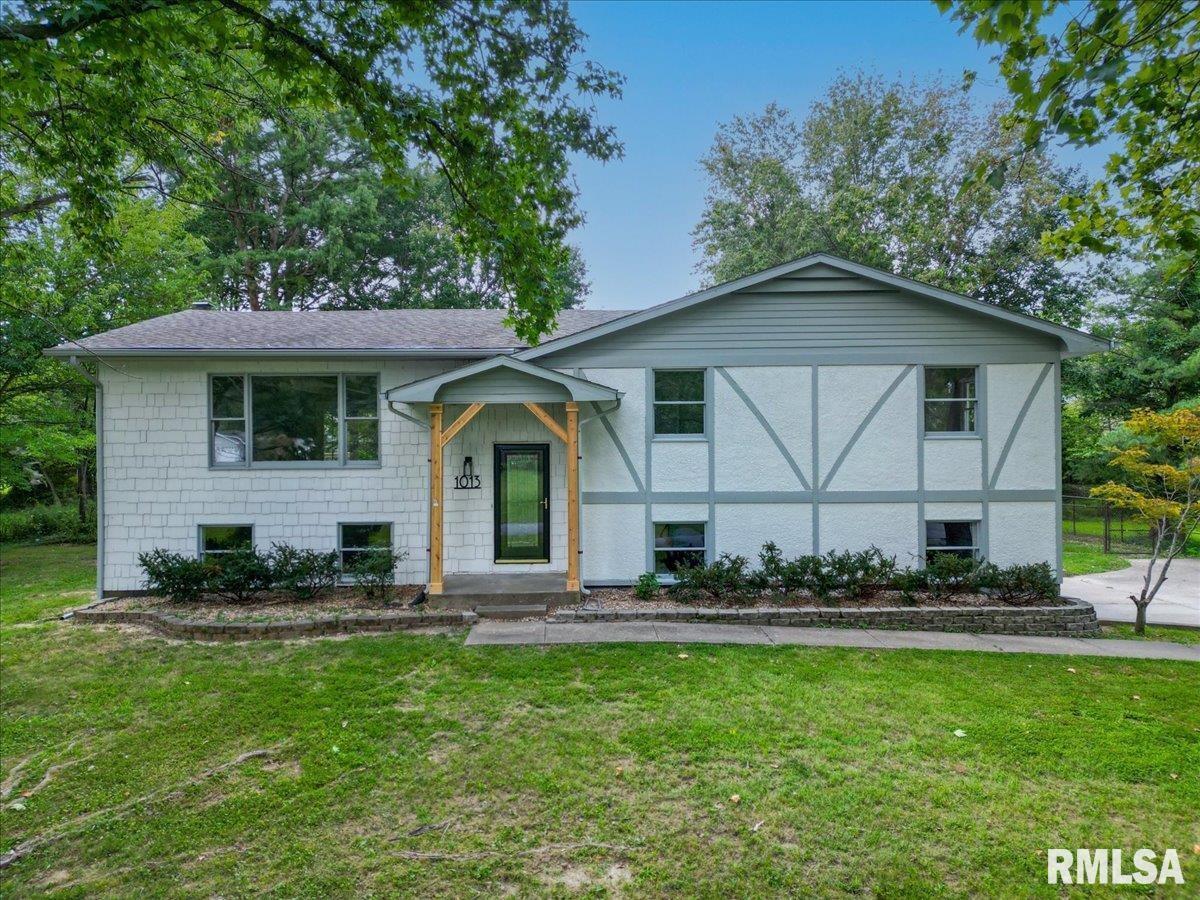 1013 Ivey Ln., Carterville, IL 62918