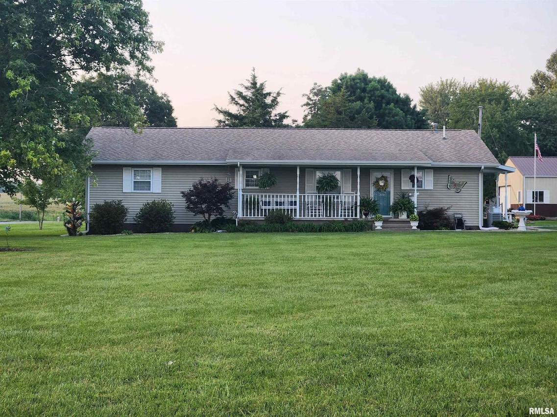 1210 W Randolph St., Mcleansboro, IL 62859