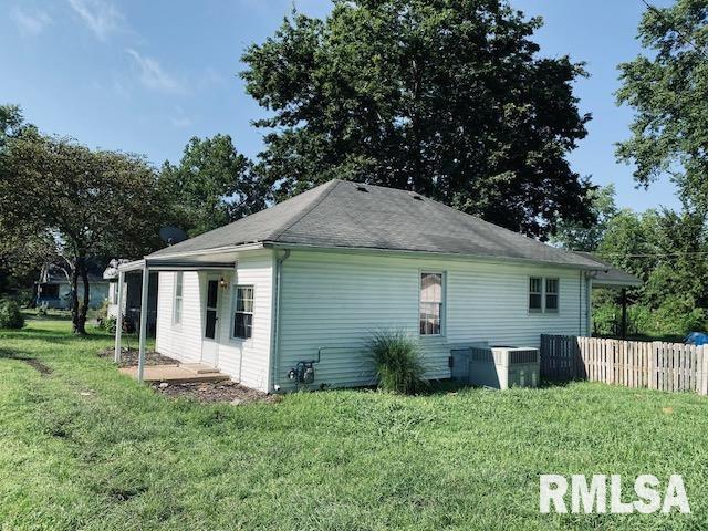 121 S 6th St., Desoto, IL 62924