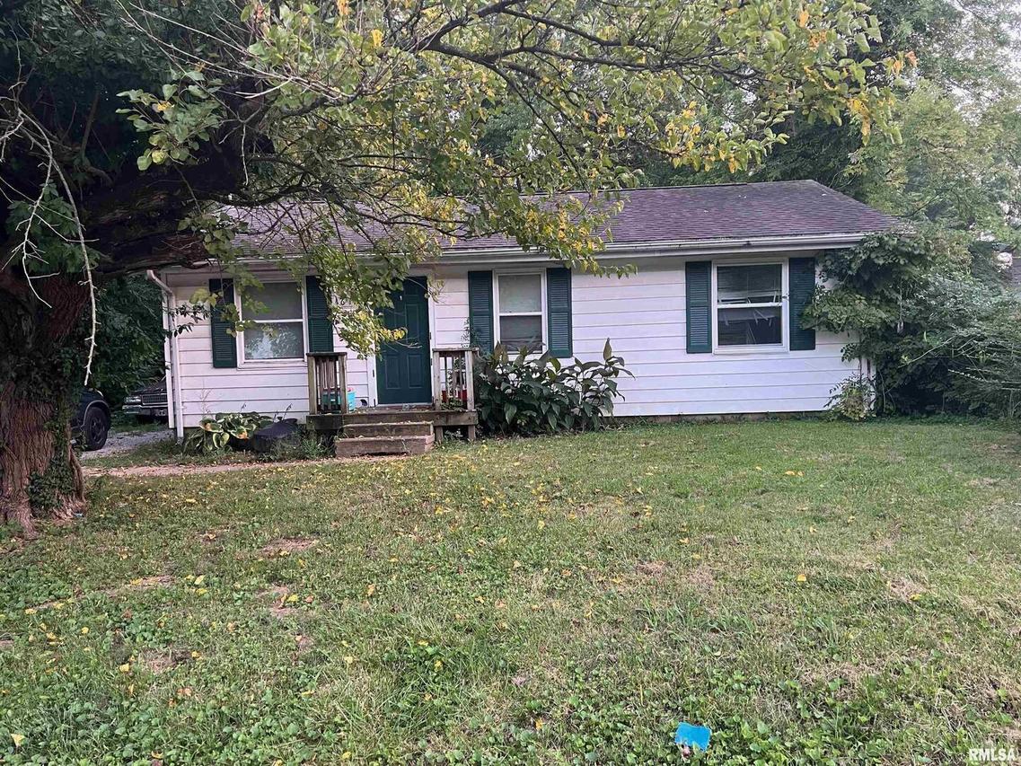 611 W Owens St., Carbondale, IL 62901