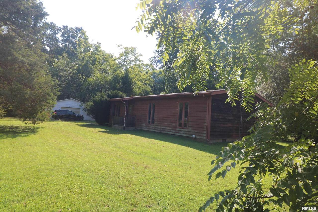 60 Old Route 13, Carbondale, IL 62901