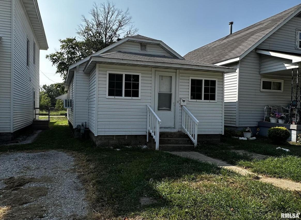 718 S Locust St., Centralia, IL 62801