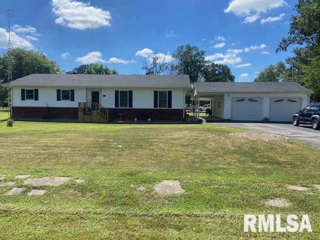 5106 W Franklin St., Sesser, IL 62884