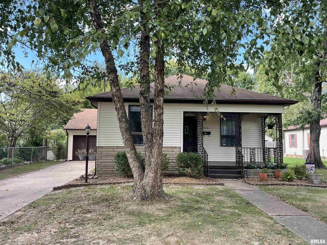 806 E Boulevard St., Marion, IL 62959