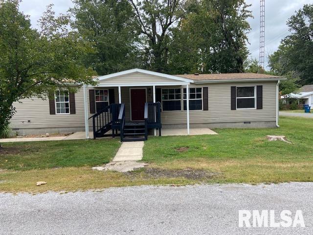 611 E Gardner St., Benton, IL 62812