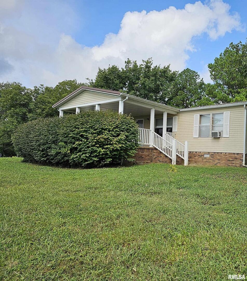 312 W 1st St., Elizabethtown, IL 62931