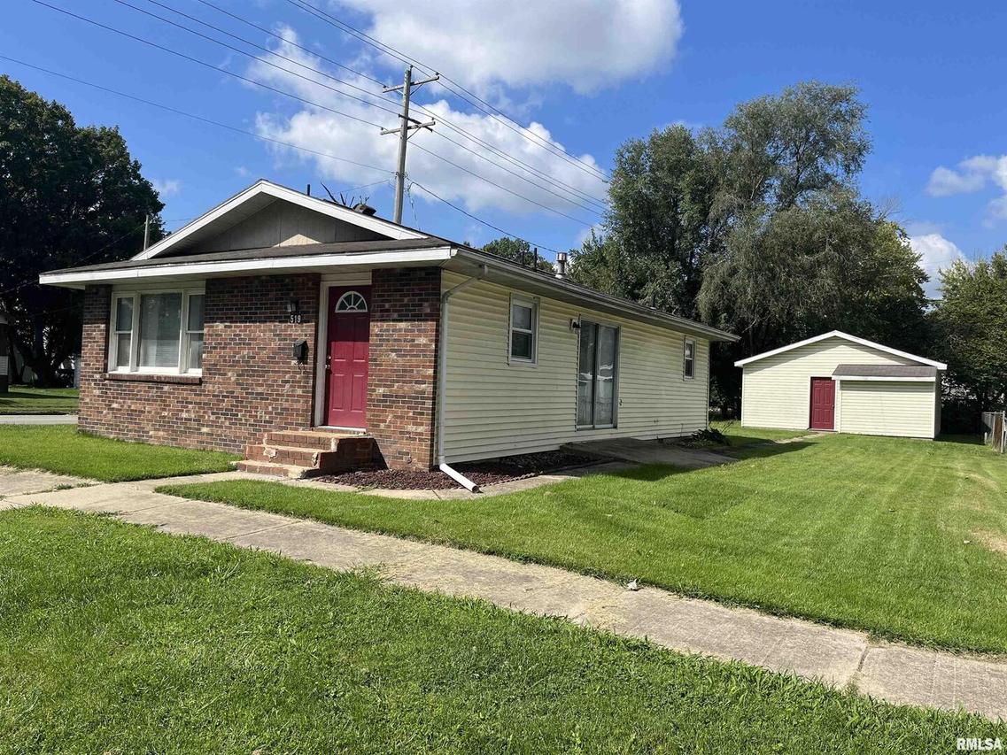 519 S Franklin St., Salem, IL 62881