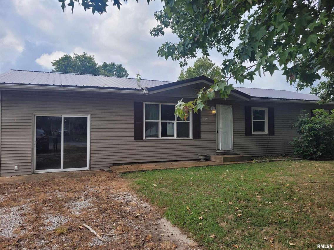 1519 Sunset Dr., Mt Vernon, IL 62864